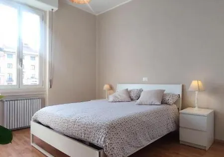 2 Bedroom Gem Near Fast Wi Fi Kademy House Milan