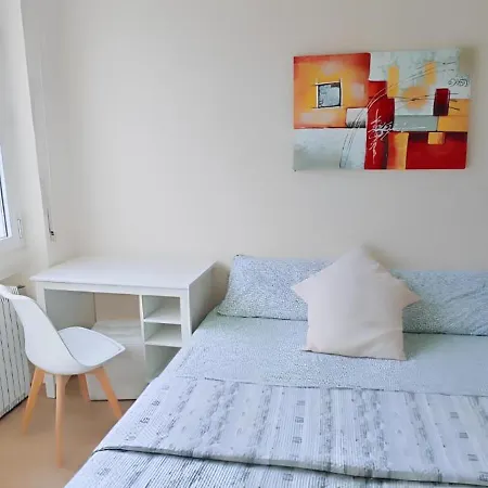 2 Bedroom Gem Near Fast Wi Fi Kademy House Apartment *